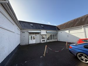 Photo 6- click for photo gallery